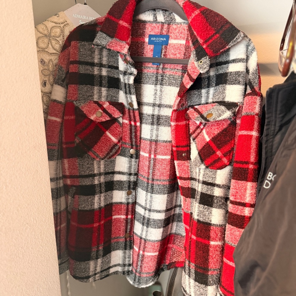 Arizona Jean Company Red and Black Plaid Jacket